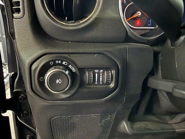 2021 Jeep Wrangler Local Trade/Cold Weather Group/Advanced Safety Group/6''Fox Lift - 23071305 - 30