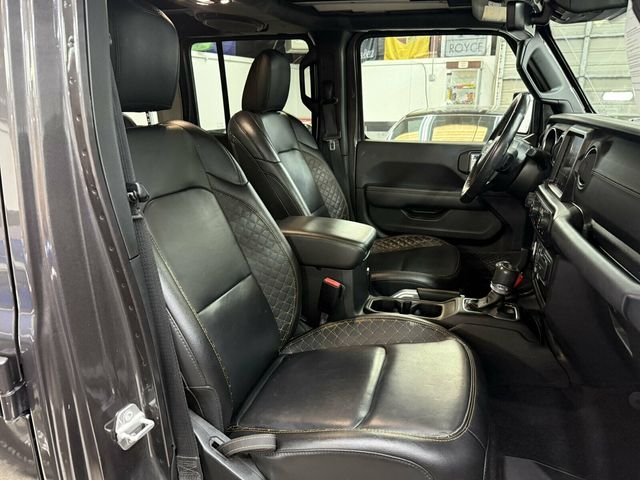 2021 Jeep Wrangler Local Trade/Cold Weather Group/Advanced Safety Group/6''Fox Lift - 23071305 - 44
