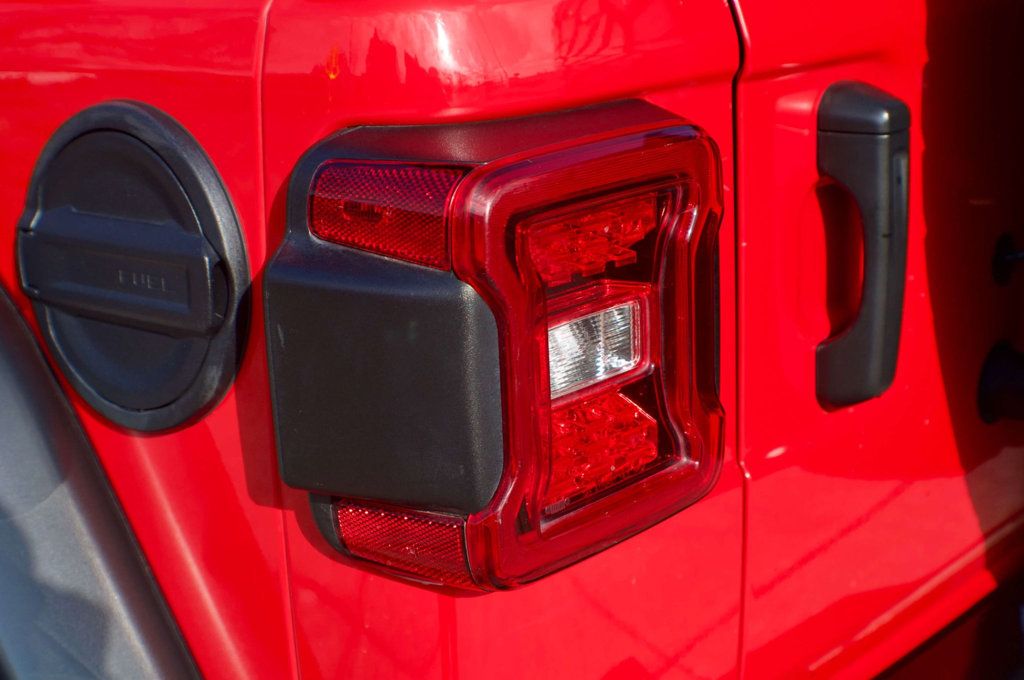 2021 Jeep Wrangler LocalTrade/UnlimitedRubicon/HeatedLeatherSeats/BlindSpot/NAV - 22970751 - 16