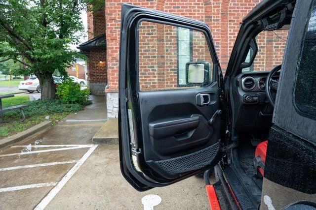 2021 Jeep Wrangler LocalTrade/Willy's-Sport/4WD/PushButtonStart/AppleCarplay/NAV - 23031193 - 19