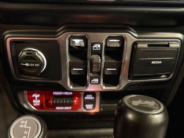 2021 Jeep Wrangler Rubicon Unlimited 4x4 - 23065770 - 30
