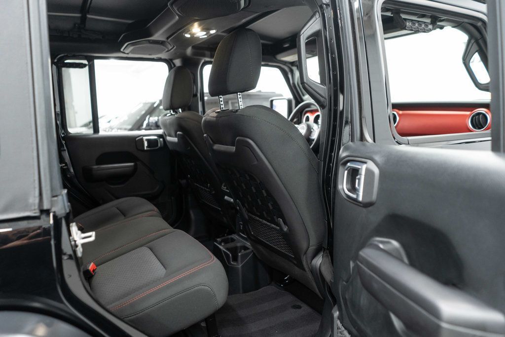 2021 Jeep Wrangler Rubicon Unlimited photo 14