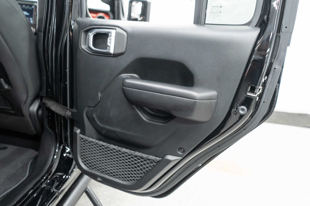 2021 Jeep Wrangler Rubicon Unlimited photo 28