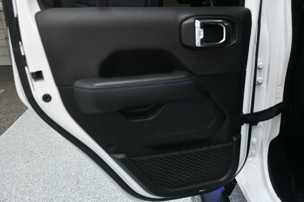 2021 Jeep Wrangler Rubicon Unlimited 4xe - 23020158 - 30