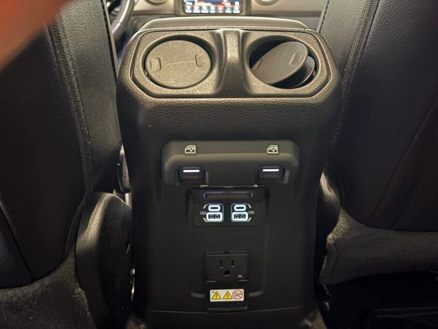 2021 Jeep Wrangler Sahara Altitude 4x4 4dr SUV - 22991164 - 29