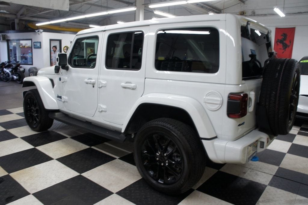 2021 Jeep Wrangler SAHARA HIGH ALTITUDE 4XE  - 22583386 - 17