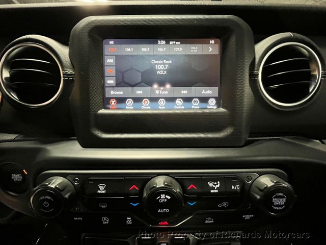 2021 Jeep Wrangler Sahara Unlimited 4x4 - 22972987 - 25