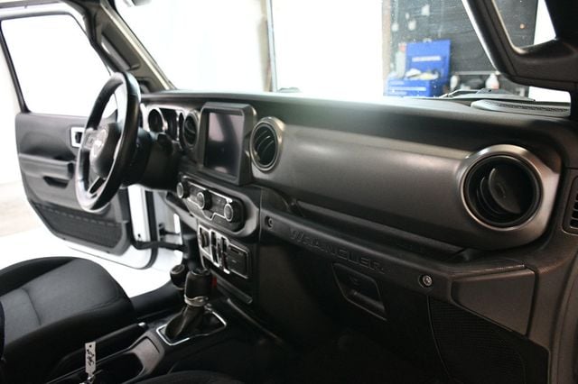 2021 Jeep Wrangler Sport 4x4 - 22887748 - 28