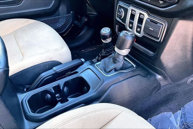 2021 Jeep Wrangler Sport S 4x4 - 22977227 - 27