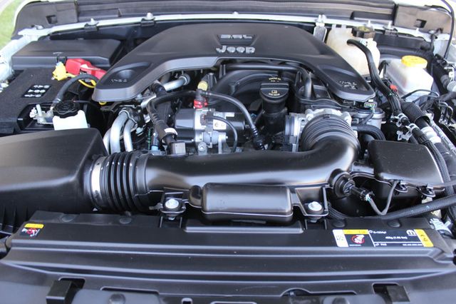 2021 Jeep Wrangler Sport S 4x4 - 23047462 - 22