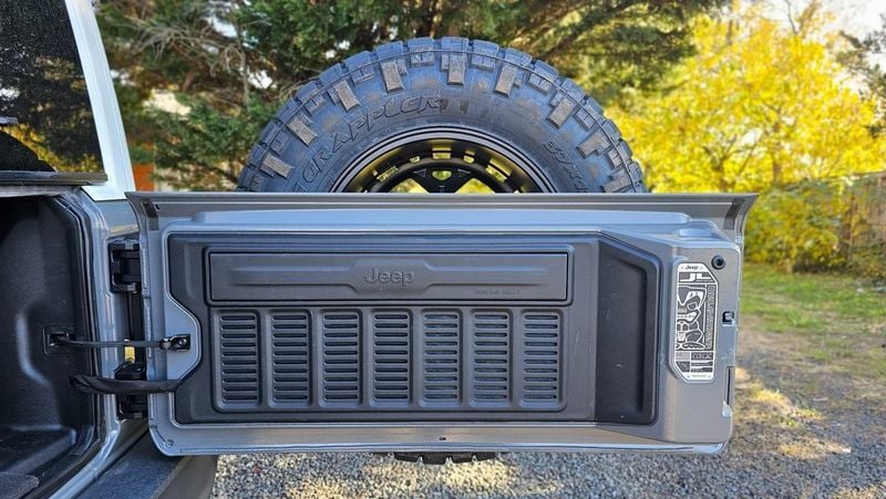 2021 Jeep Wrangler Unlimited Islander - 22625899 - 28