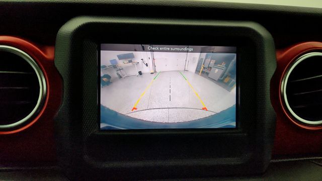 2021 Jeep Wrangler Unlimited Rubicon 4x4 with 3-Piece Hard-Top - 22956999 - 19