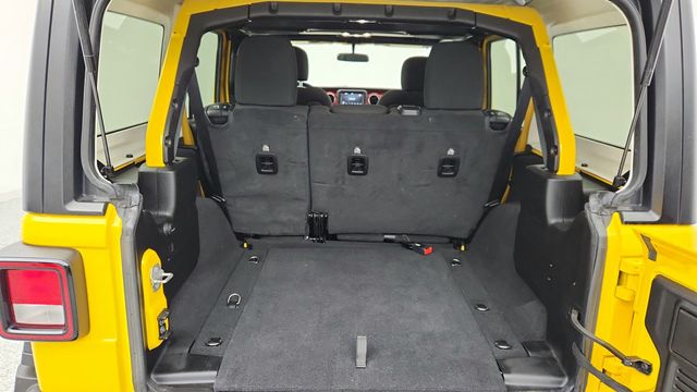 2021 Jeep Wrangler Unlimited Rubicon 4x4 with 3-Piece Hard-Top - 22956999 - 22