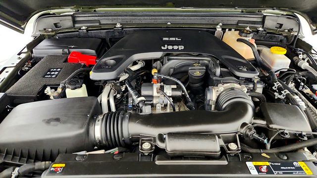 2021 Jeep Wrangler Unlimited Rubicon 4x4 w/ Leather, Navi & Alpine Audio - 23100852 - 25