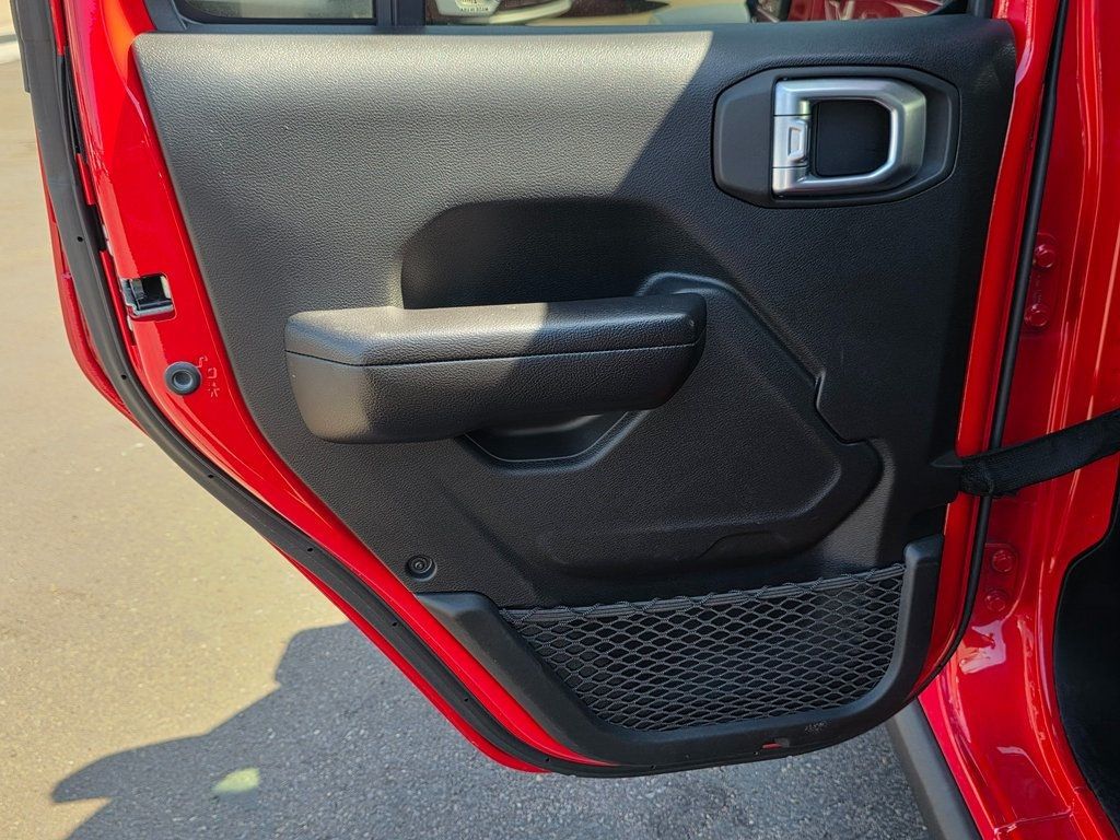 2021 Jeep Wrangler Unlimited Rubicon 4xe - 22924220 - 19