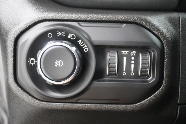 2021 Jeep Wrangler Unlimited Sahara - 23038686 - 28