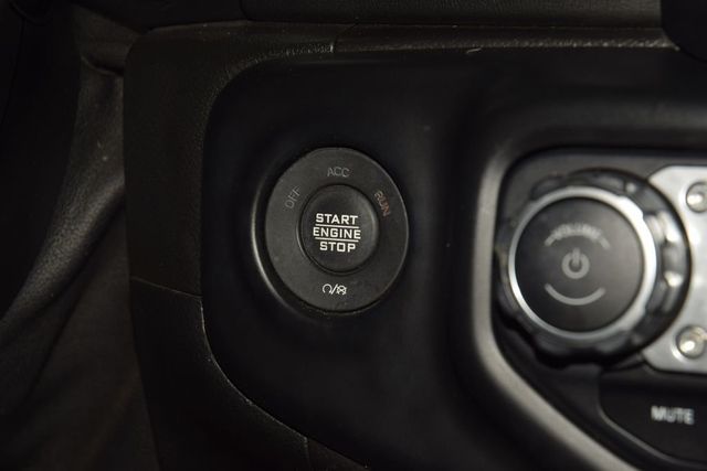 2021 Jeep Wrangler Unlimited Sahara - 23017024 - 28