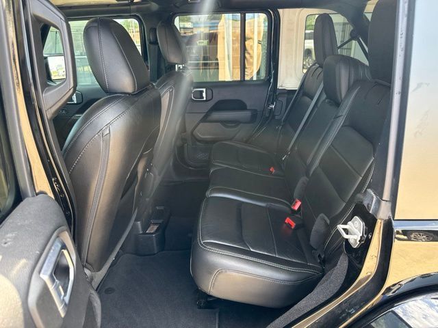 2021 Jeep Wrangler Unlimited Sahara - 23048870 - 9