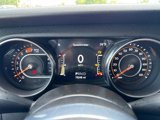 2021 Jeep Wrangler Unlimited Sahara - 23048870 - 13