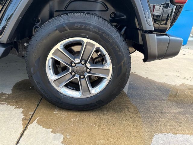 2021 Jeep Wrangler Unlimited Sahara - 23048870 - 21