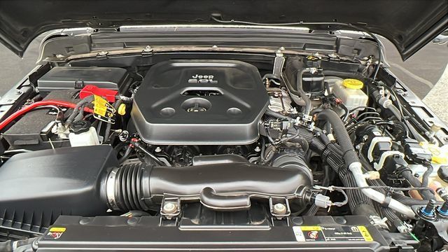 2021 Jeep Wrangler Unlimited Sahara - 22985599 - 13