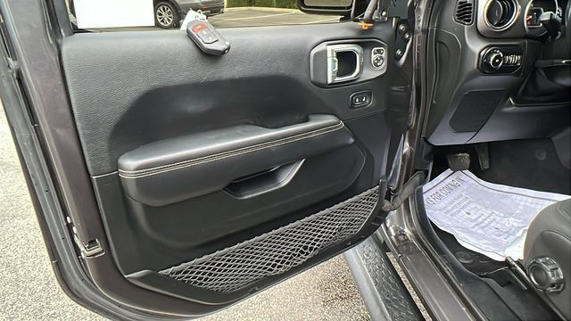 2021 Jeep Wrangler Unlimited Sahara - 22985599 - 16