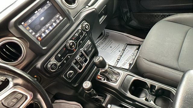 2021 Jeep Wrangler Unlimited Sahara - 22985599 - 27