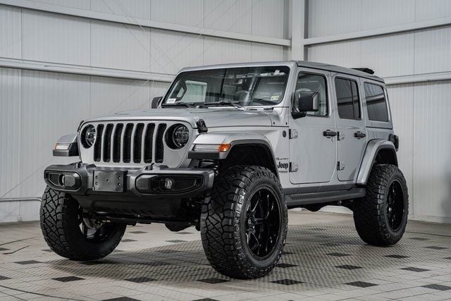 2021 Jeep Wrangler Unlimited Sahara - 22408038 - 2