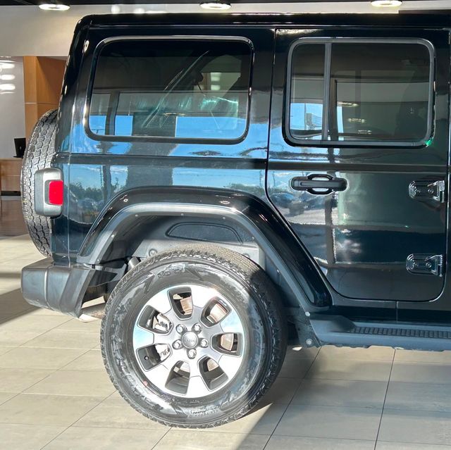 2021 Jeep Wrangler Unlimited Sahara 4x4 - 22905798 - 16