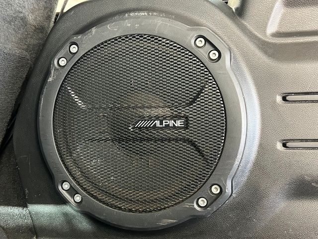 2021 Jeep Wrangler Unlimited Sahara 4x4 - 22905798 - 36