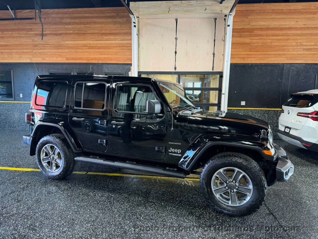2021 Jeep Wrangler Unlimited Sahara 4x4 - 23040084 - 0