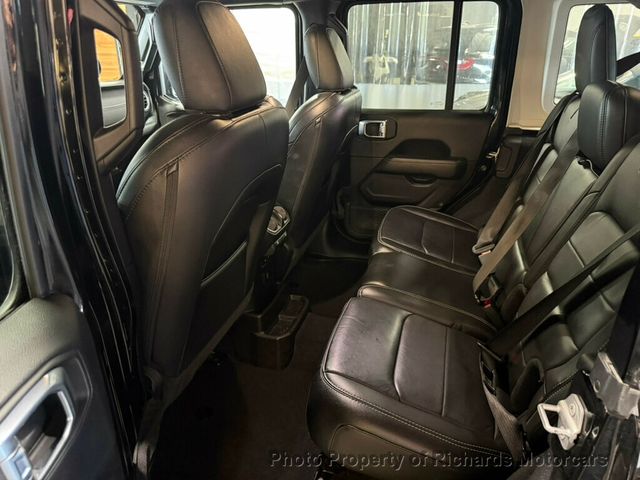 2021 Jeep Wrangler Unlimited Sahara 4x4 - 23040084 - 13