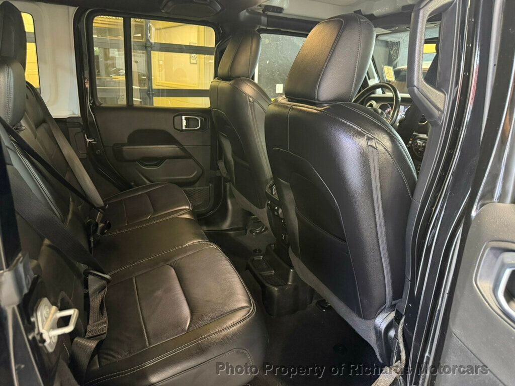 2021 Jeep Wrangler Unlimited Sahara 4x4 - 23040084 - 16