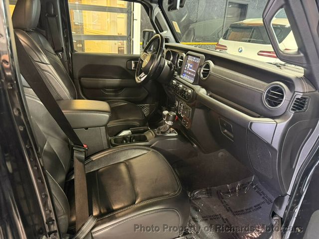 2021 Jeep Wrangler Unlimited Sahara 4x4 - 23040084 - 17