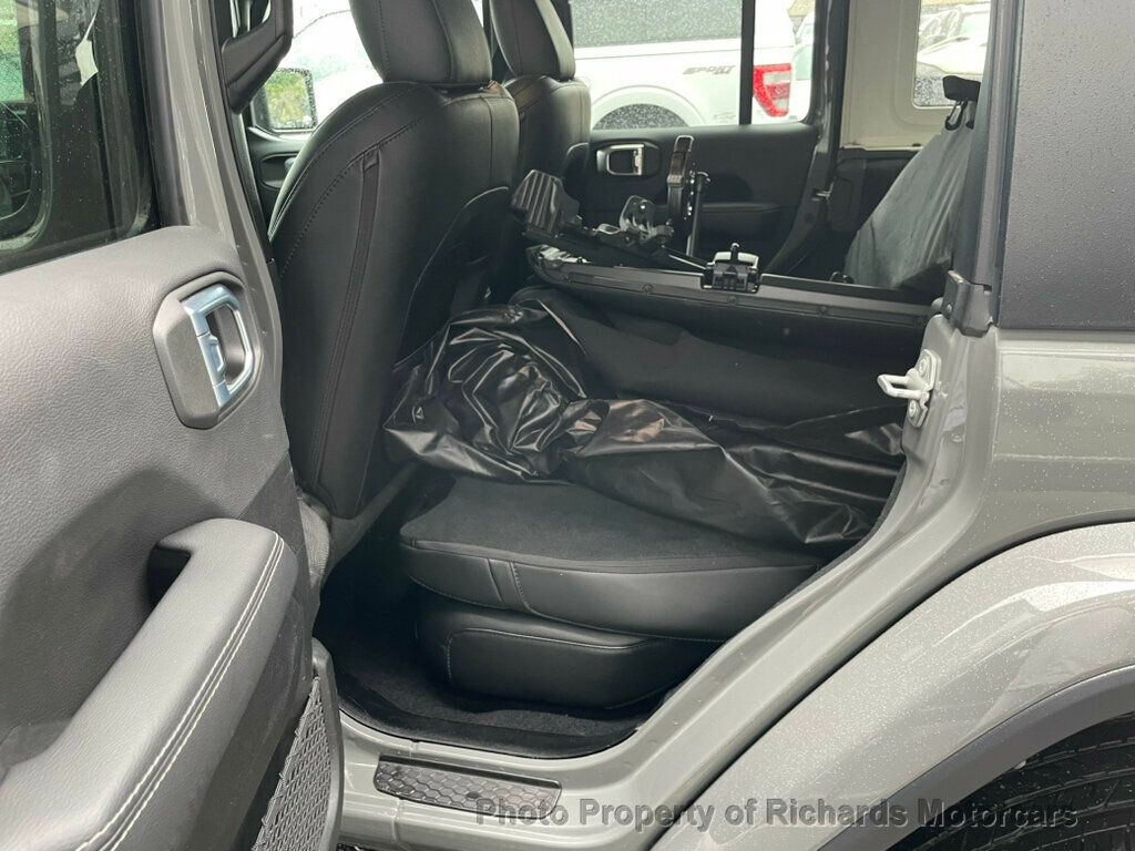 2021 Jeep Wrangler Unlimited Sahara 4x4 - 23049003 - 13