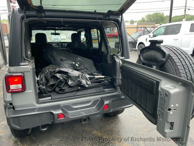 2021 Jeep Wrangler Unlimited Sahara 4x4 - 23049003 - 14