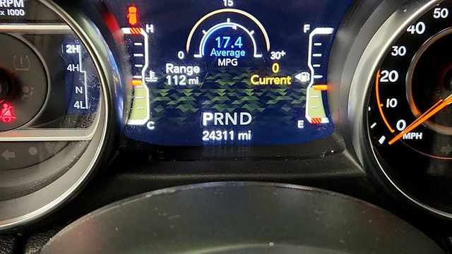 2021 Jeep Wrangler Unlimited Sahara 4x4 w/ Sky One-Touch Power-Top & 4C Navigation - 22951230 - 14