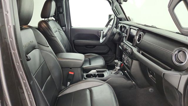 2021 Jeep Wrangler Unlimited Sahara 4x4 w/ Sky One-Touch Power-Top & 4C Navigation - 22951230 - 23