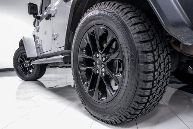 2021 Jeep Wrangler Unlimited Sahara 4XE photo 10