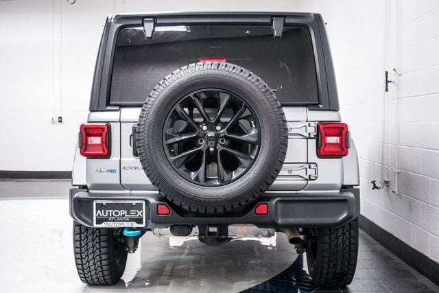 2021 Jeep Wrangler Unlimited Sahara 4XE photo 13