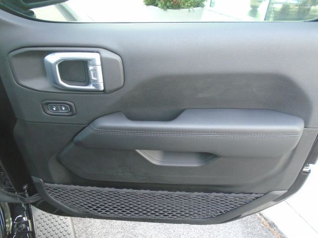 2021 Jeep Wrangler Unlimited Sahara Altitude 4x4 - 22946563 - 28