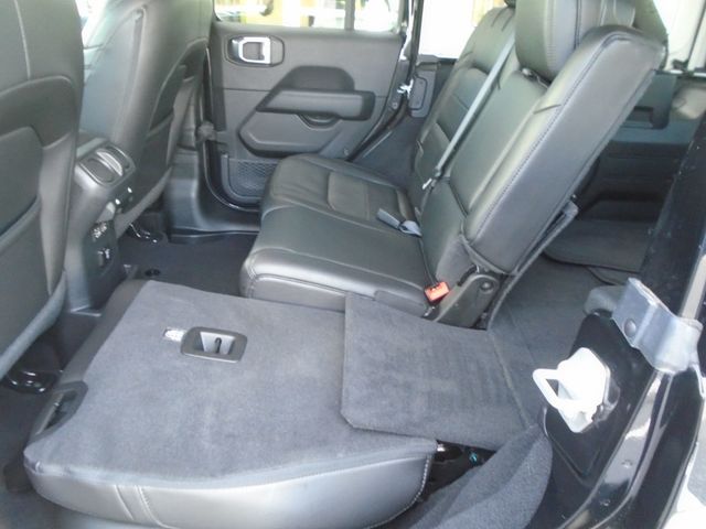 2021 Jeep Wrangler Unlimited Sahara Altitude 4x4 - 22946563 - 36