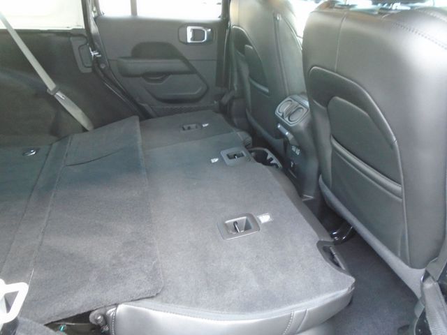 2021 Jeep Wrangler Unlimited Sahara Altitude 4x4 - 22946563 - 37