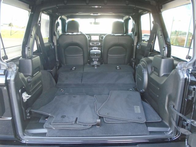 2021 Jeep Wrangler Unlimited Sahara Altitude 4x4 - 22946563 - 38