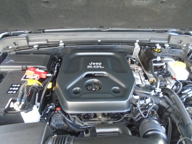 2021 Jeep Wrangler Unlimited Sahara Altitude 4x4 - 22946563 - 44