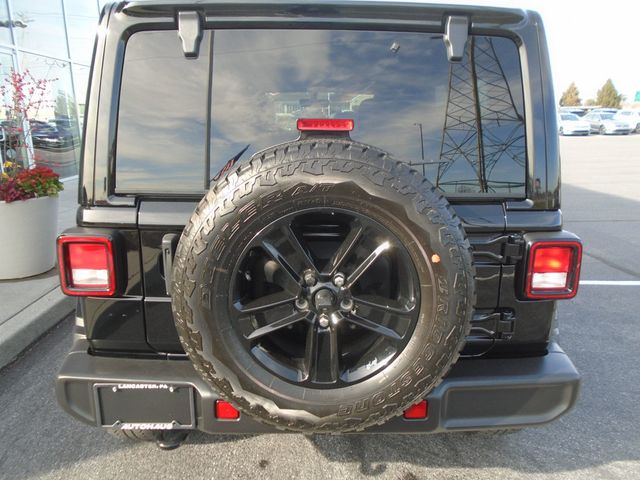 2021 Jeep Wrangler Unlimited Sahara Altitude 4x4 - 22946563 - 4