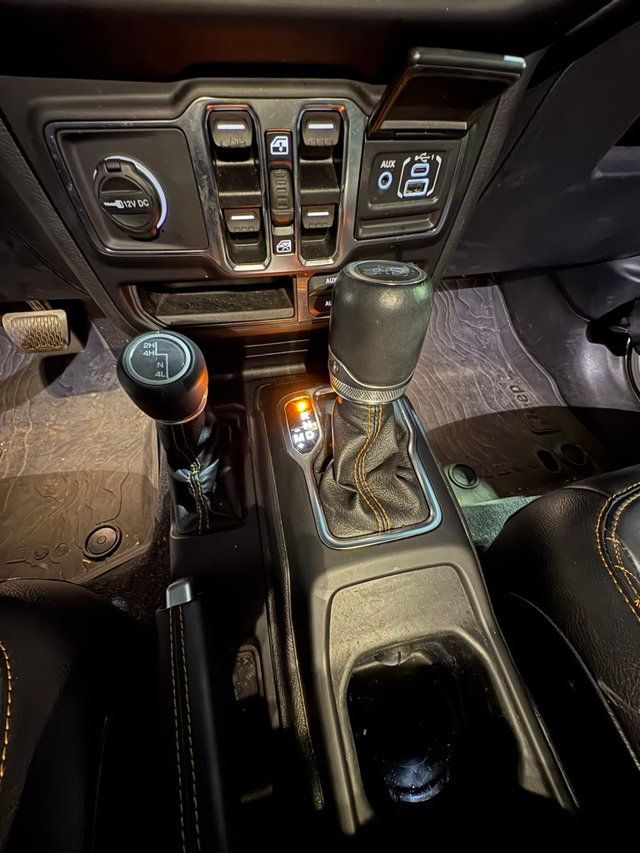 2021 Jeep Wrangler Unlimited Sahara High Altitude - 22960902 - 14