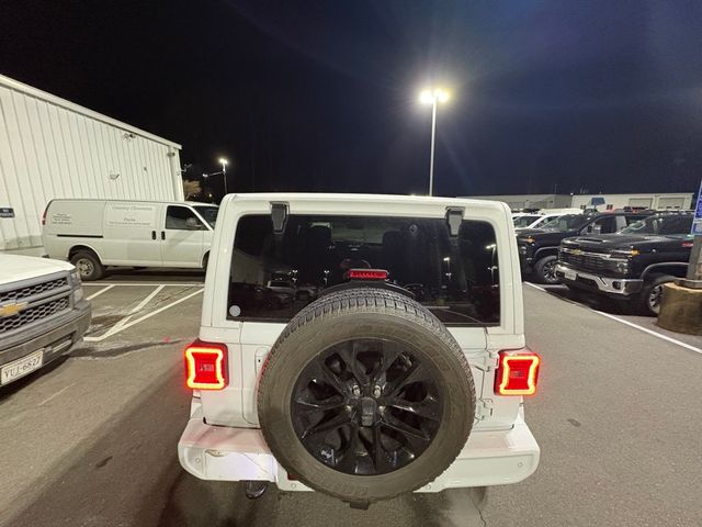 2021 Jeep Wrangler Unlimited Sahara High Altitude - 22960902 - 24