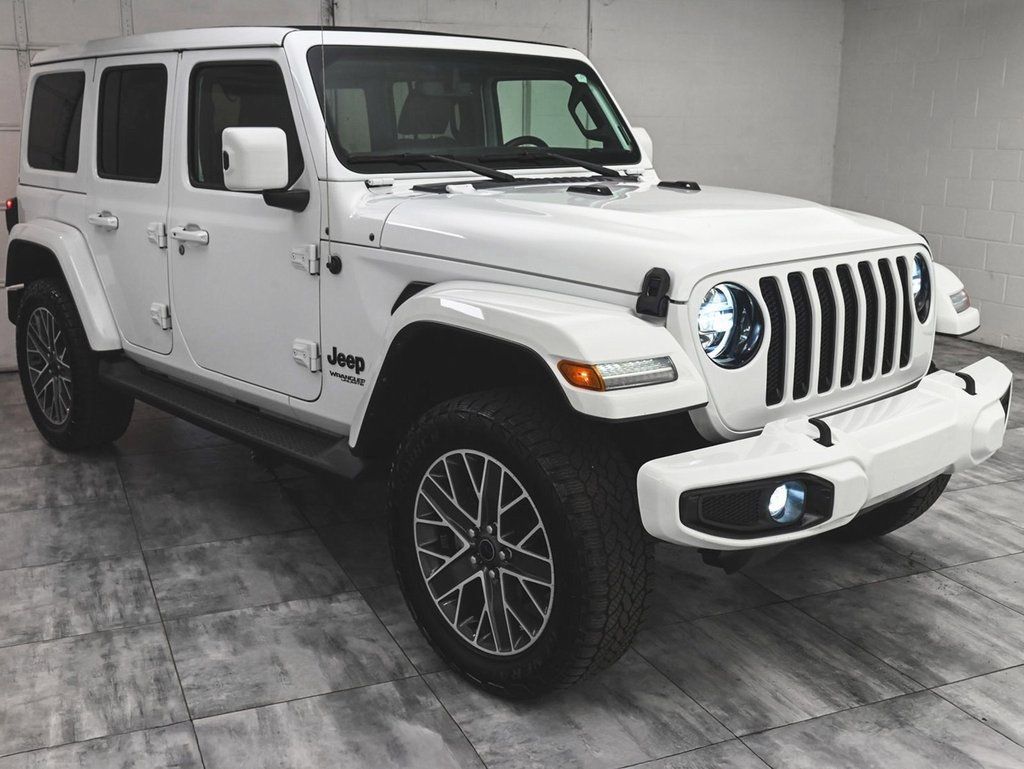 2021 Jeep Wrangler Unlimited Sahara High Altitude photo 3