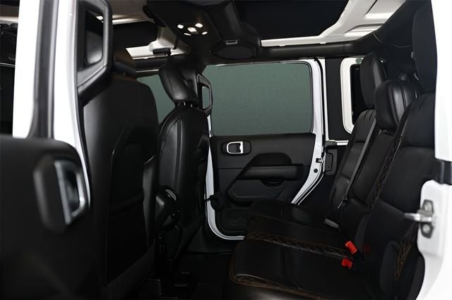 2021 Jeep Wrangler Unlimited Sahara High Altitude - 22980258 - 18